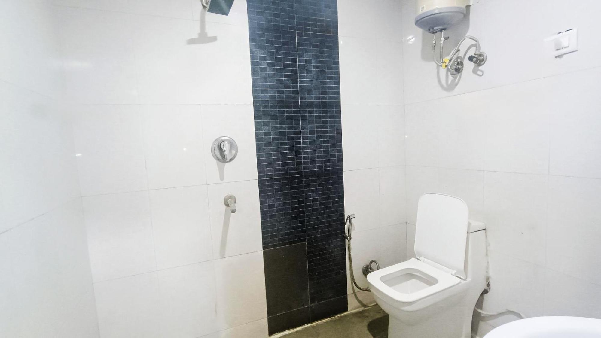 Hotel Maharaja Inn - Lajpat Nagar I نيودلهي المظهر الخارجي الصورة
